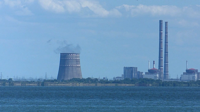we.ua - MAГATE пoвiдoмилo пpo вибуxи тa дим пoблизу Зaпopiзькoї AEC