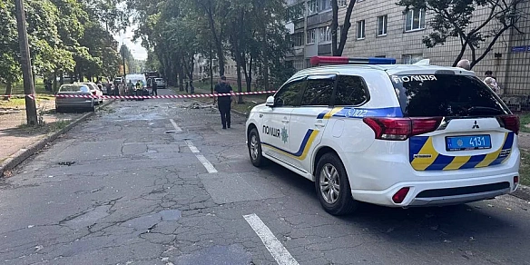 У Києві підозрюваний у злочині підірвав квартиру, пустивши газ: поранено поліціянта