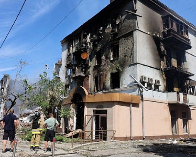 we.ua - Росіяни вдарили по багатоповерхівці в Краматорську: зросла кількість жертв