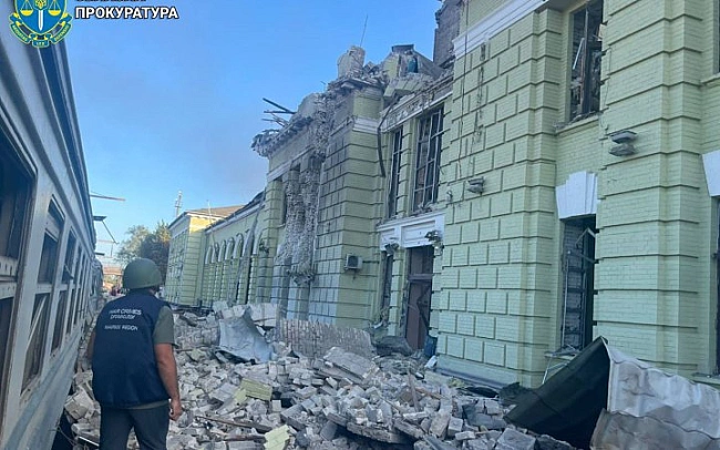 we.ua - РФ вдарила по Лозовій на Харківщині, загинув чоловік і 10 осіб поранені