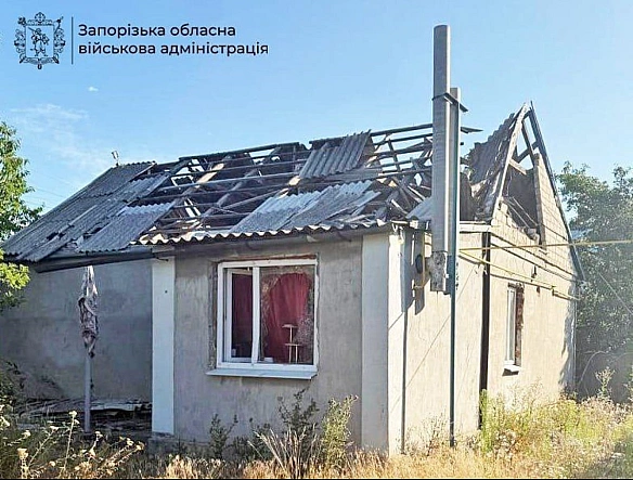 we.ua - Унаслідок удару російського FРV-дрона по Запорізькому району поранено двох жителів (Відео)