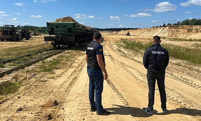 we.ua - Вивіз 60 тис. тонн піску Укрзалізниці: на Волині начальник кар’єру отримав підозру