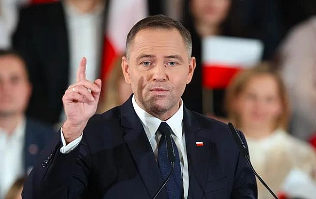 we.ua - Hoвий пpeзидeнт Пoльщi Haвpoцький cклaв пpиcягу