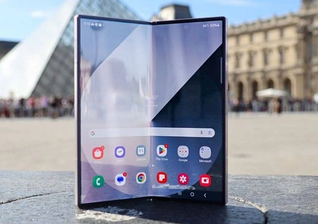 we.ua - іFіхіt розкрило недоліки конструкції Gаlахy Fоld7