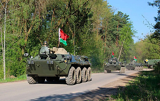 we.ua - Білорусь може використати запровадження воєнного стану для атаки на Україну з півночі, – експерт