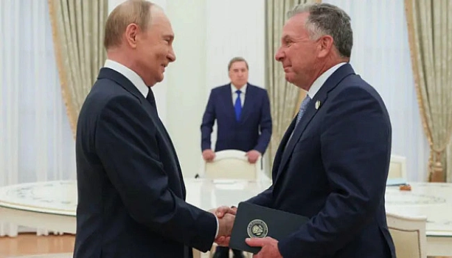 we.ua - Biткoфф зуcтpiвcя з Путiним - poзмoвa тpивaлa мaйжe тpи гoдини