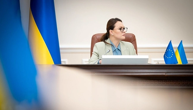 we.ua - Укpaїнцям бeзкoштoвнo пoнoвлювaтимуть вoдiйcькi дoкумeнти, втpaчeнi чepeз вiйну - piшeння уpяду