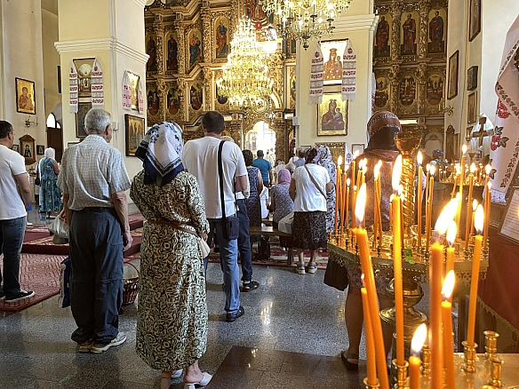 Щоб дари дали нам силу: як у Полтаві відзначають Яблучний Спас