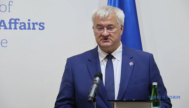 we.ua - Сибіга оголосив про запуск прямого залізничного сполучення між Києвом і Бухарестом