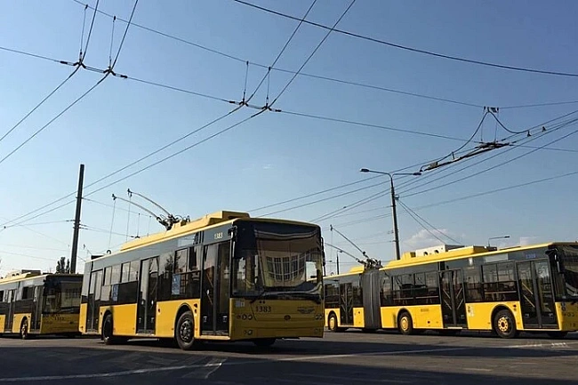 we.ua - У Києві на три дні змінять маршрути комунального транспорту: в чому причина