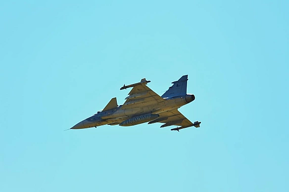 Шведський винищувач Gripen E порівняли з індійським Tejas Mk2: який літак попереду