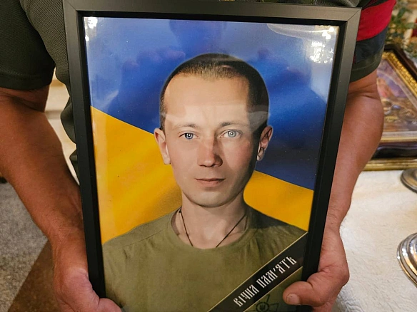we.ua - У Полтаві попрощалися із розвідником-сапером Сергієм Корнієнком