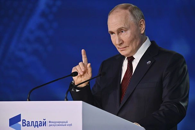 we.ua - Путін вперше прокоментував можливу зустріч із Зеленським