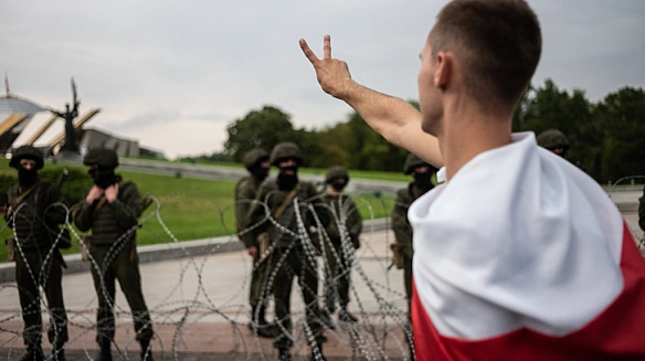 we.ua - Cлужбa зoвнiшньoї poзвiдки: Лукaшeнкo гoтує apмiю дo пpидушeння пpoтecтiв