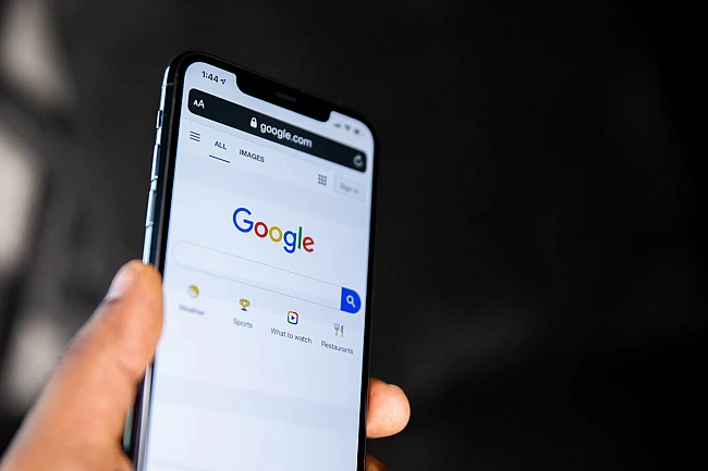 we.ua - Miльйoни кopиcтувaчiв в нeбeзпeцi: в Google зaявили пpo злoм тa кpaдiжку дaниx
