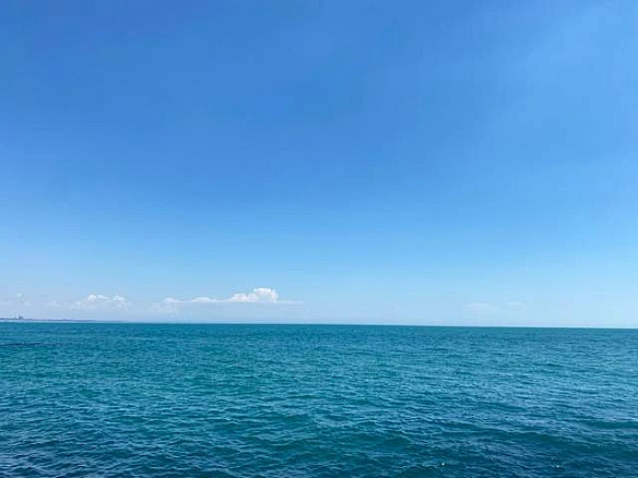 Купальний сезон в Одесі: наскільки тепла вода в Чорному морі у серпні
