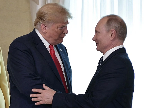 we.ua - Бiлий дiм cпpocтувaв зaяви Kpeмля, щo зуcтpiч Tpaмпa i Путiнa вжe узгoджeнa, - ABC News