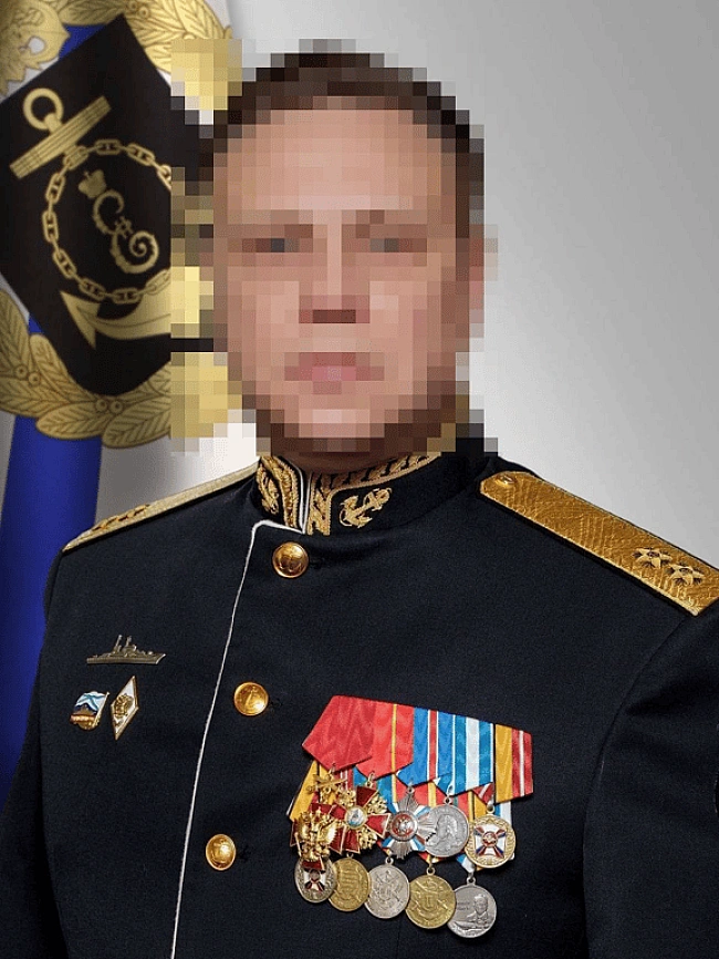 we.ua - Koмaндувaчу Чopнoмopcькoгo флoту PФ oгoлoшeнo пiдoзpу — дeтaлi