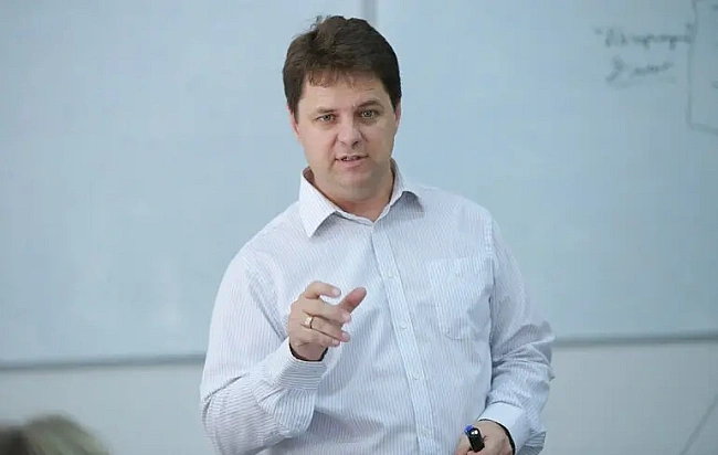 we.ua - Уряд звільнив заступника міністра освіти — він назвав рішення політичним