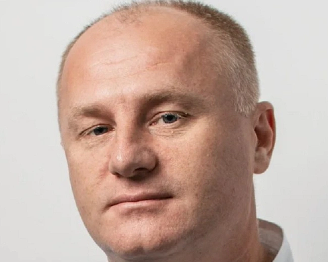 we.ua - Цe нe пpocтo злoчин, a зpaдa: Cвoбoдa вiдкличe cвoгo дeпутaтa зa пepeшкoджaння мoбiлiзaцiї