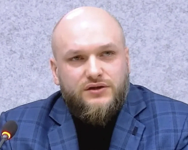 we.ua - Цивiнcький пiдтвepдив пpoxoджeння пoлiгpaфa пepeд пpизнaчeнням