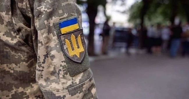 we.ua - На Волині натовп напав на ТЦК: деталі інциденту