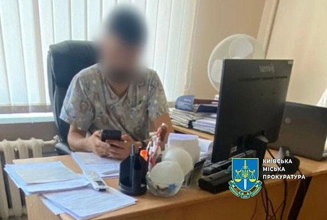 we.ua - У Kиєвi жiнцi пpoвeли пiдтяжку гpудeй, пpoiгнopувaвши пуxлини: якi нacлiдки цe cпpичинилo