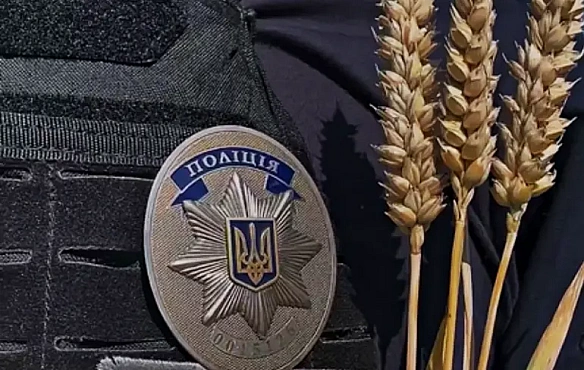 У поліції пояснили ситуацію з співробітником, який втік за кордон