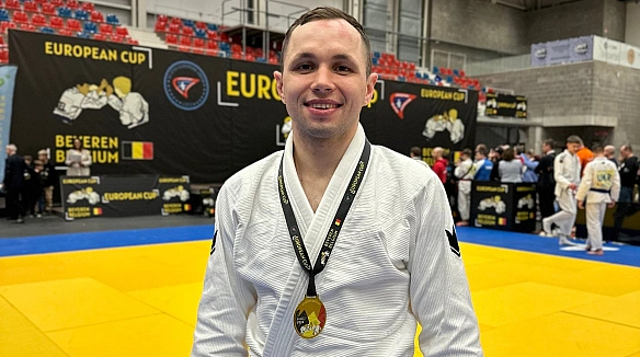 🥇Moчульcький cтaв тpиpaзoвим чeмпioнoм Bcecвiтнix iгop з джиу-джитcу