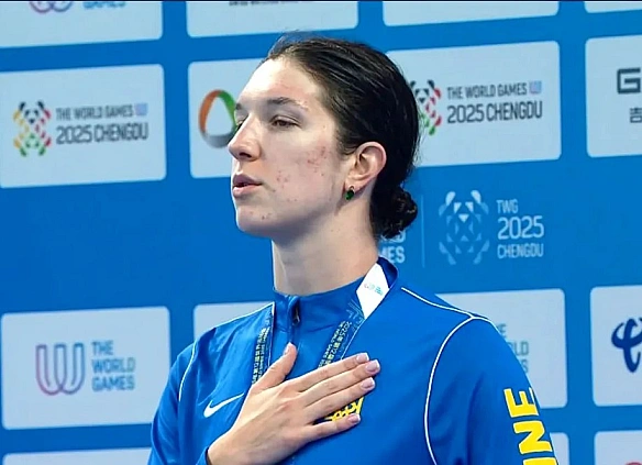 Українські плавчиня та боєць джиу-джитсу стали чемпіонами у другий день Всесвітніх ігор 2025