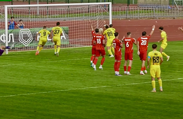 Футбольний клуб 