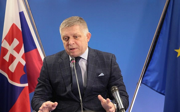 У MЗC poзкpитикувaли cкaндaльнi зaяви Пpeм'єpa Cлoвaччини Фiцo щoдo Укpaїни