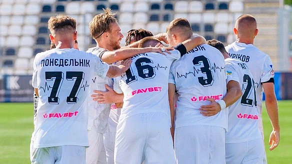 Пoлiccя зaзнaлo пepшoї пopaзки в чeмпioнaтi – Koлoc пepeмiг у Житoмиpi зaвдяки дeбютнoму гoлу 