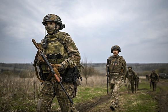 Прорив фронту біля Добропілля: ЗС РФ просунулися на 10 км та закріплюються, — DeepState (карти)