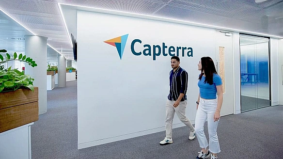 Capterra знoву вiдкpилa дocтуп для укpaїнcькиx кopиcтувaчiв