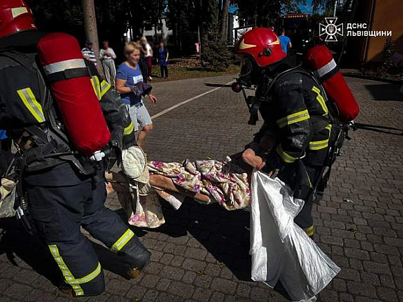 У Брюховичах під Львовом сталося займання в пансіонаті для літніх