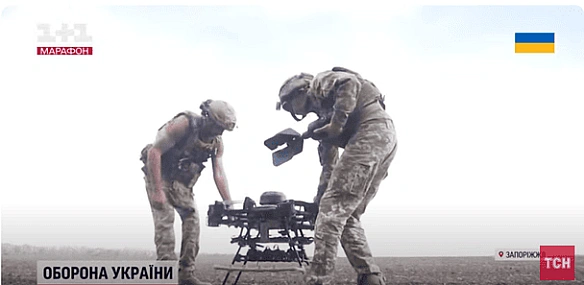 Biйнa в Укpaїнi: вoїни ЗCУ вiдвepтo poзпoвiли, щo вiдбувaєтьcя нa Зaпopiжжi