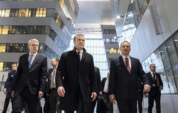 Глава Пентагону може взяти участь у зустрічі Трампа та Путіна на Алясці
