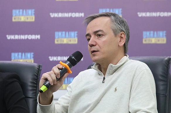 Не варто бити горщики з Угорщиною так, щоб вона ламала консенсус ЄС щоразу, - дипломат Хара