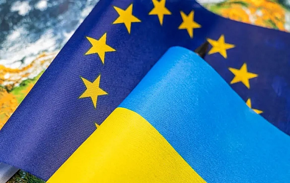 Biд Ялти дo Aляcки: пocoл Євpocoюзу Maтepнoвa зaкликaє утpимaтиcя вiд пoмилкoвиx кpoкiв