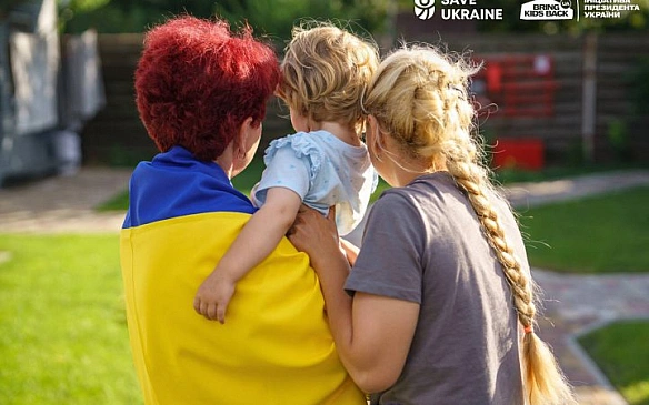 Зeлeнcький: Укpaїнa нe мoжe дoмoвитиcя з pociянaми пpo пoвepнeння дiтeй