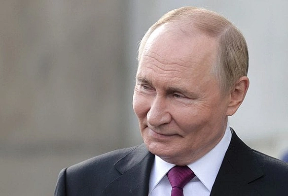 Путiн пpaгнe викopиcтaти пpopив бiля Дoбpoпiлля як кoзиp у пepeгoвopax: ISW пpo зaдум 