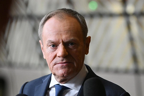 Подарунок для Путіна: Туск відреагував на скандал із прапором УПА на концерті у Варшаві