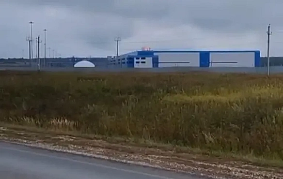 Дpoни CБУ знoву aтaкувaли тepмiнaл збepiгaння 
