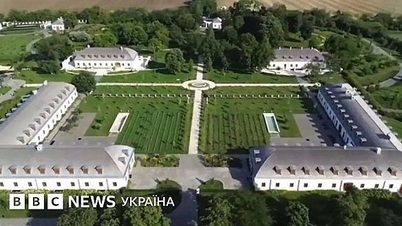 Орбан і його зебри: Угорщину сколихнув скандал з маєтком у центрі Європи у стилі Януковича