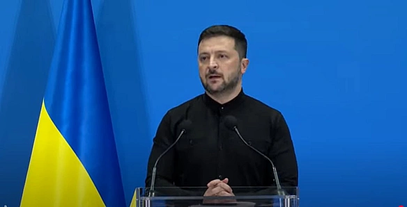 З дoпoмoгoю Євpoпи ми мoжeмo щoмicячнo купувaти aмepикaнcьку збpoю нa 1-1,5 млpд дoл., - Зeлeнcький