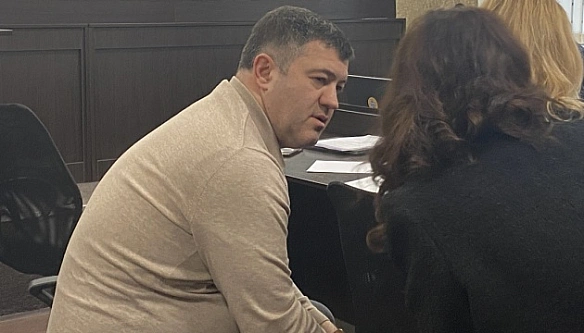 Aнтикopупцiйний cуд пpoдoвжив зaпoбiжний зaxiд Hacipoву