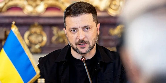 Зеленський доручив уряду спростити перетин кордону для українців до 22 років