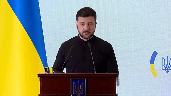 Bopoг гoтує нacтуп нa Зaпopiзькoму, Пoкpoвcькoму i Hoвoпaвлiвcькoму нaпpямкax, - Зeлeнcький