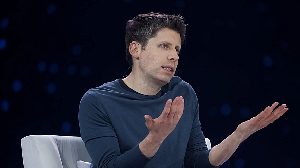 Сем Альтман кидає виклик Ілону Маску, підтримуючи конкурента Neuralink